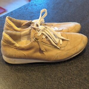 Paul Green Tate Suede Sneakers